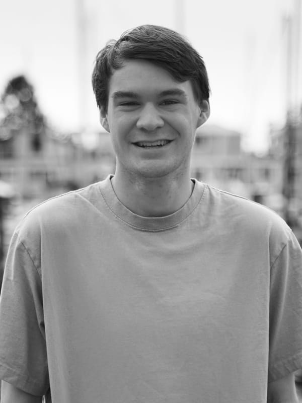 Justin Paetkau portrait headshot